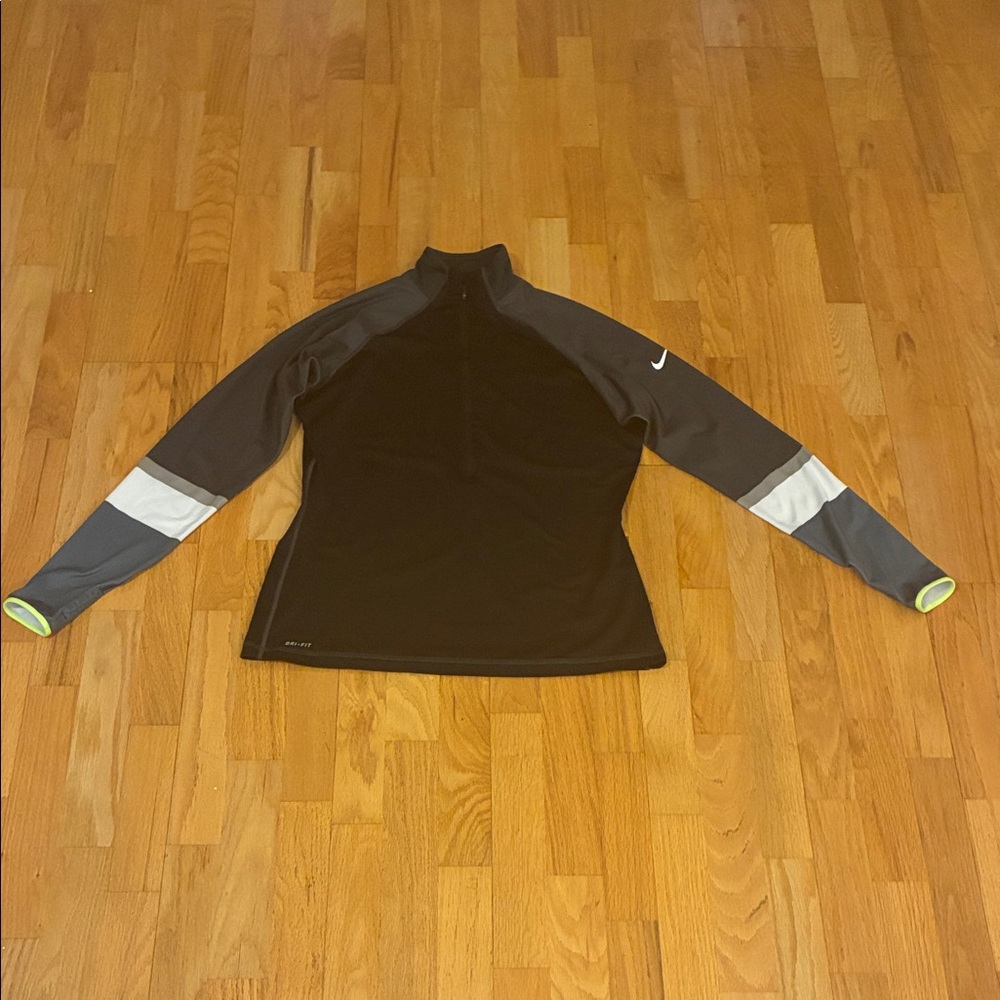 Nike DriFit Black and Gray Athletic 1/4 Zip Pullover